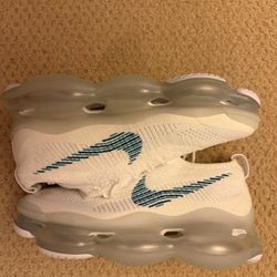 Nike Air Max Scorpion DS Sz. 9.5 