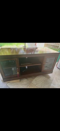 Tv stand