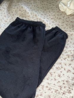 Do black lounge sweats