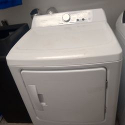 Insignia Dryer 