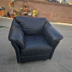 Leather Chair 