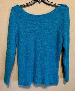 WOMENS SWEATER