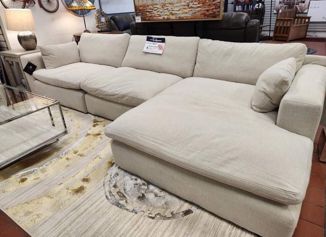 $10 Down Finance Reclining Sectional Sofa Loveseat Bedroom Set Queen Or King Bed Dresser Nightstand Chest Queen Or King Matress Dining Table