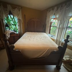 Grand Manor Queen Bed Frame