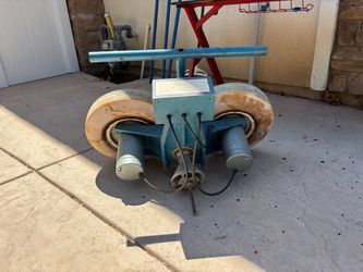 JUGS curveball pitching machine z7100