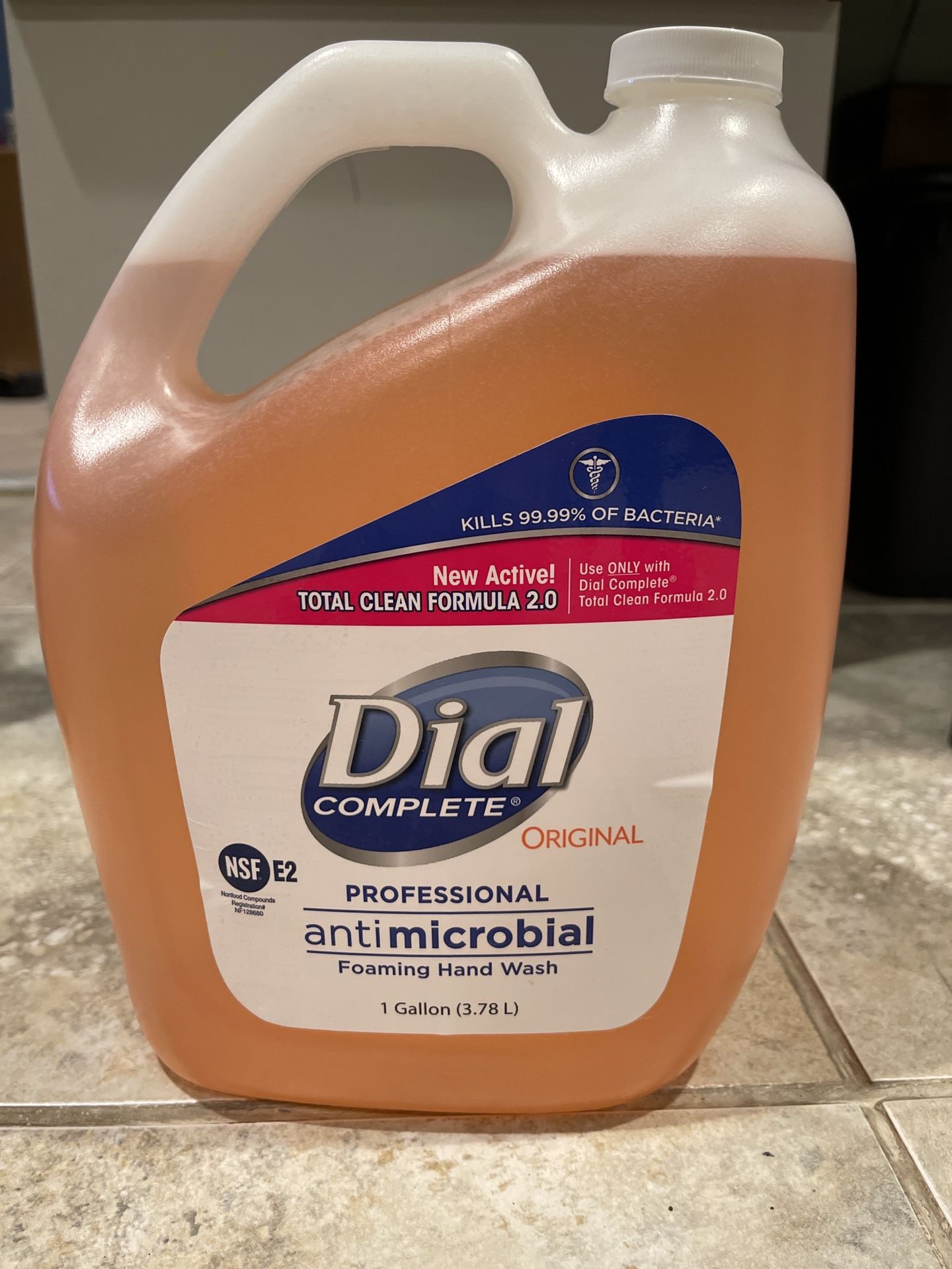 Dial® Professional Antimicrobial Foaming Hand Wash 01(contact info removed)940