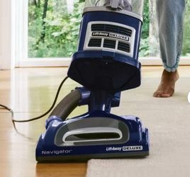 Shark Navigator Lift-Away Deluxe Upright Vacuum  Blue