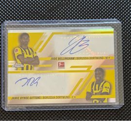 Topps Chrome Bellingham & Bynoe-Gittens Dual Auto Card