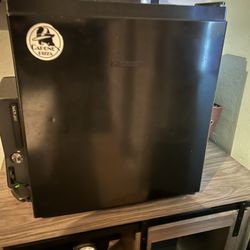 Hisense Mini Fridge