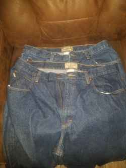 2 L.L.Bean 37x32 Dark Blue Denim Classic Fit straight leg Jean's 