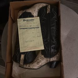 Snake Skin Boots/Lady Lama
