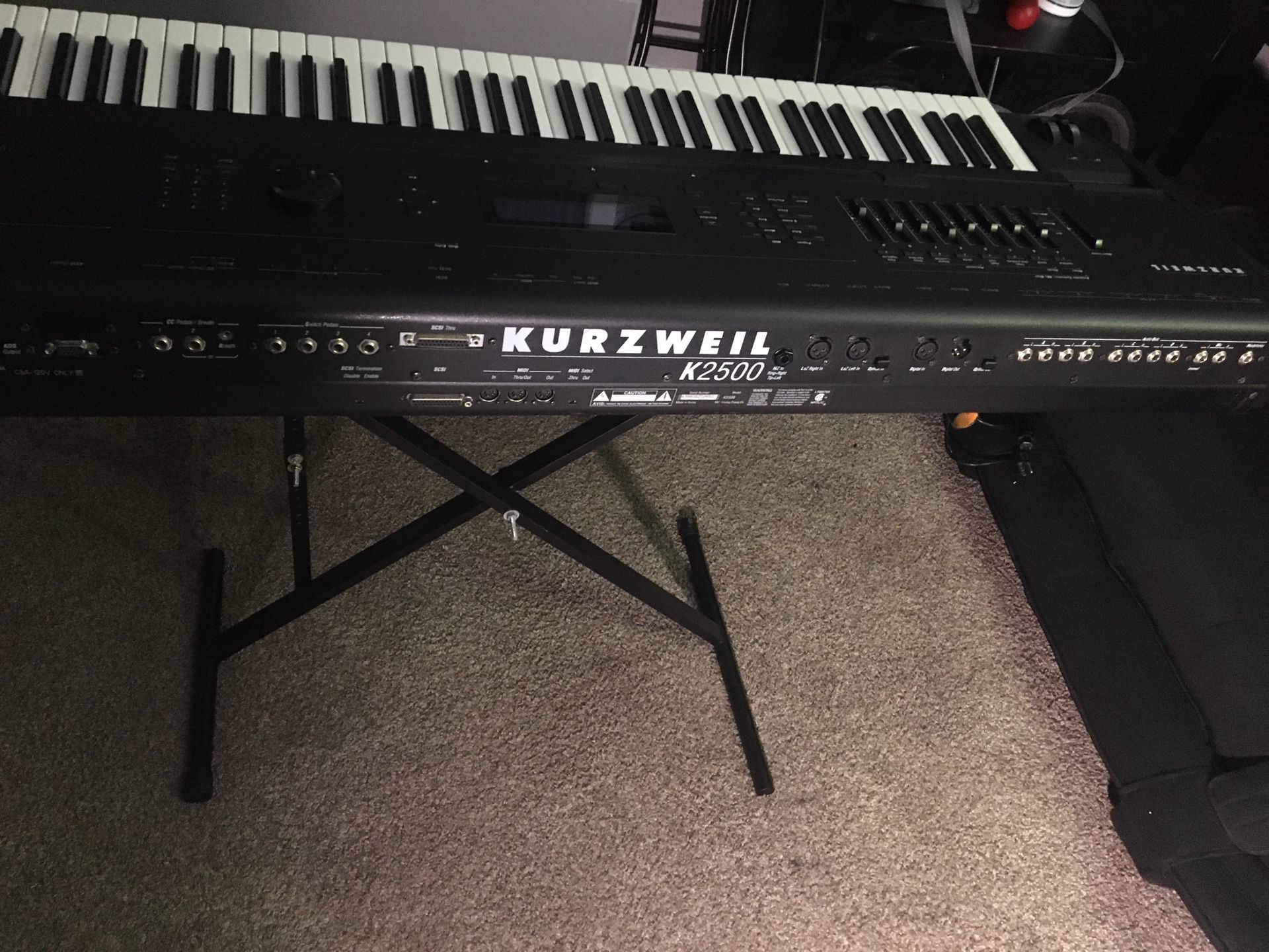 Kurzweil K2500 keyboard