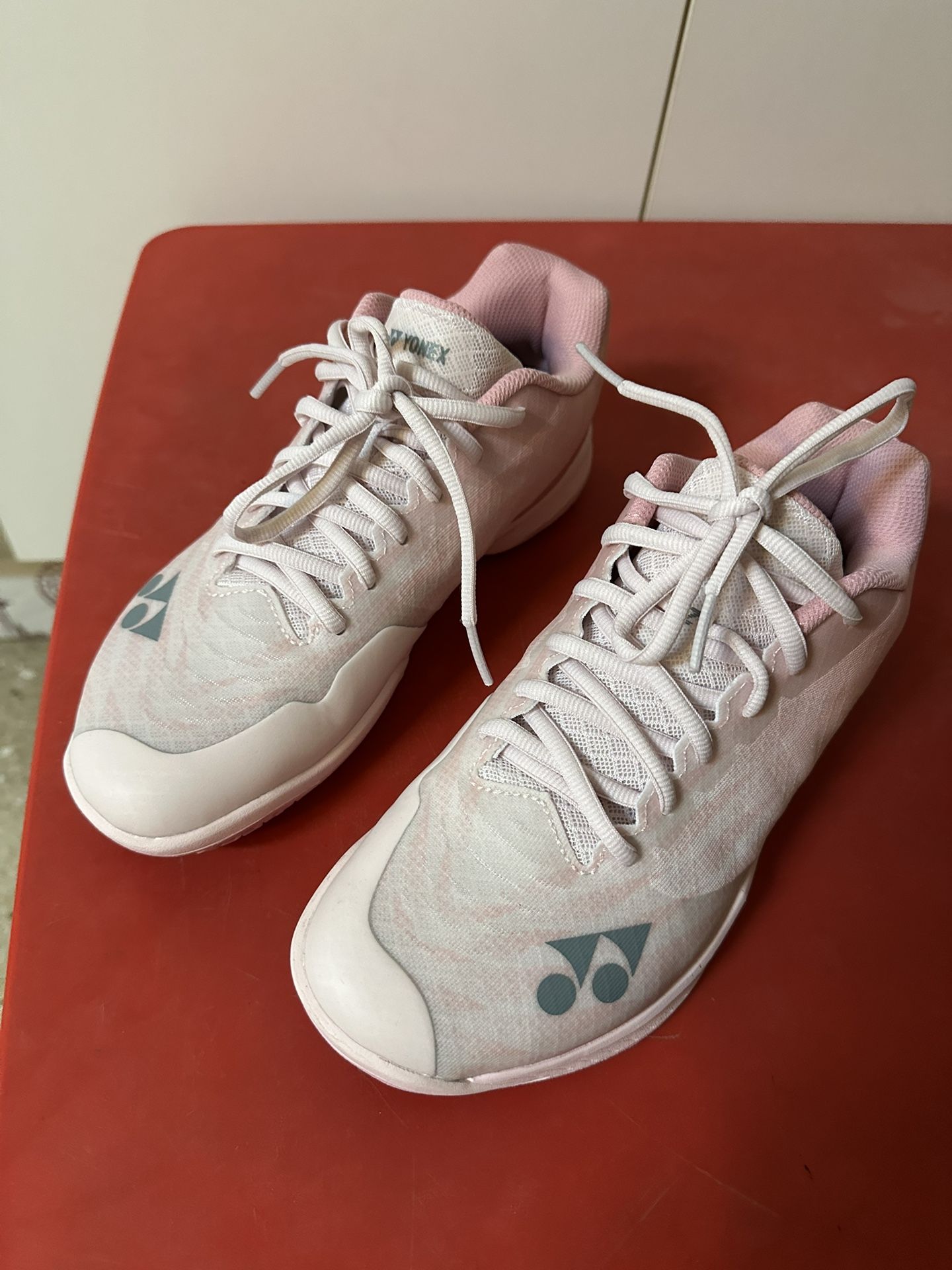 Yonex Aerus Z2 Women's Court Shoe (Light Pink) 2024