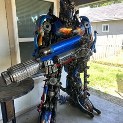 Transformer! Huge ! METAL!!! 
