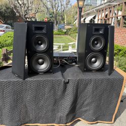 Pair Of Klipch Speakers Kg3