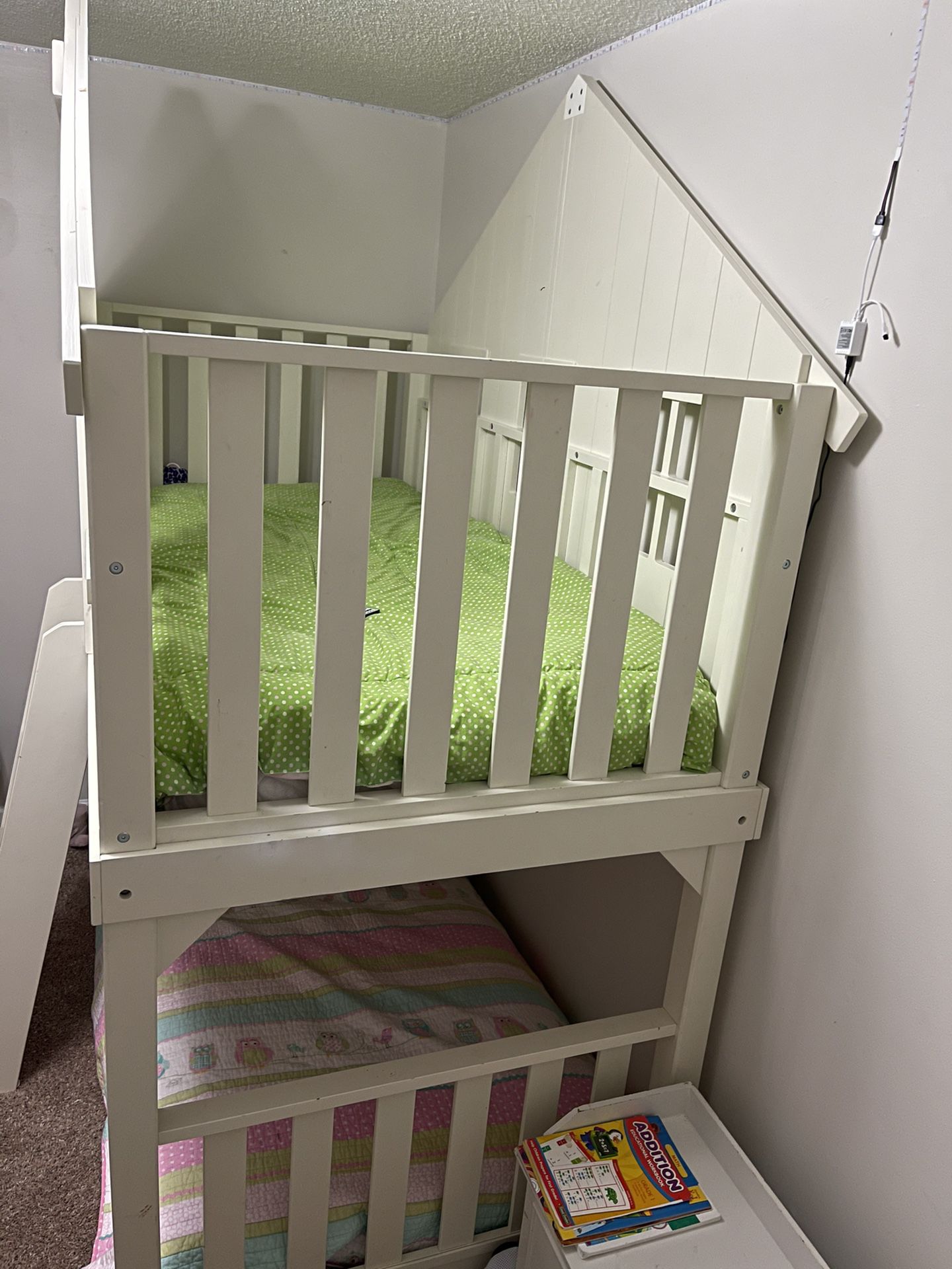 House Bed Twin Over Twin Bunk bed