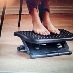 DESK FOOT REST ADJUSTABLE FOR COMFORT