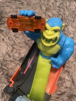 Hot Wheels City Toxic Ape Attack