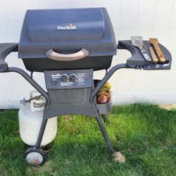 Char-broil grille And Patio Set With Umbrella