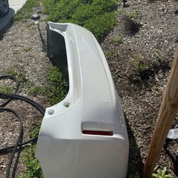 PRIUS V REAR BUMPER OEM PEARL WHITE