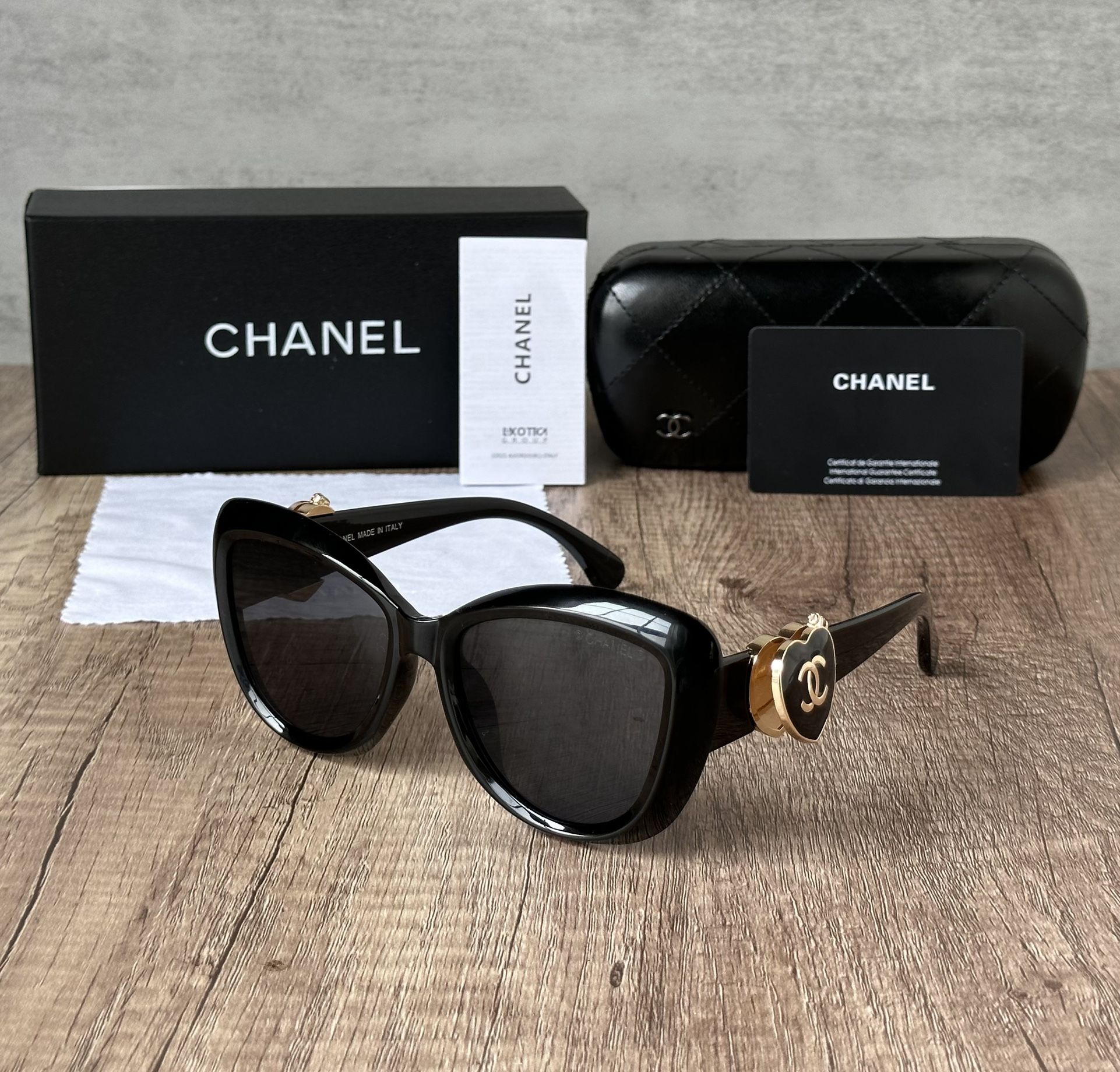 Fashion Sunglasses Black Heart