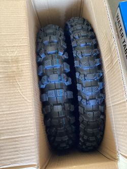 Maxxis Knobby Dirt Bike Tires – Pair