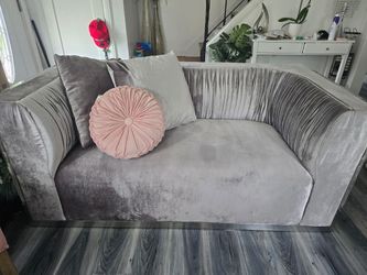 Luxury love seat