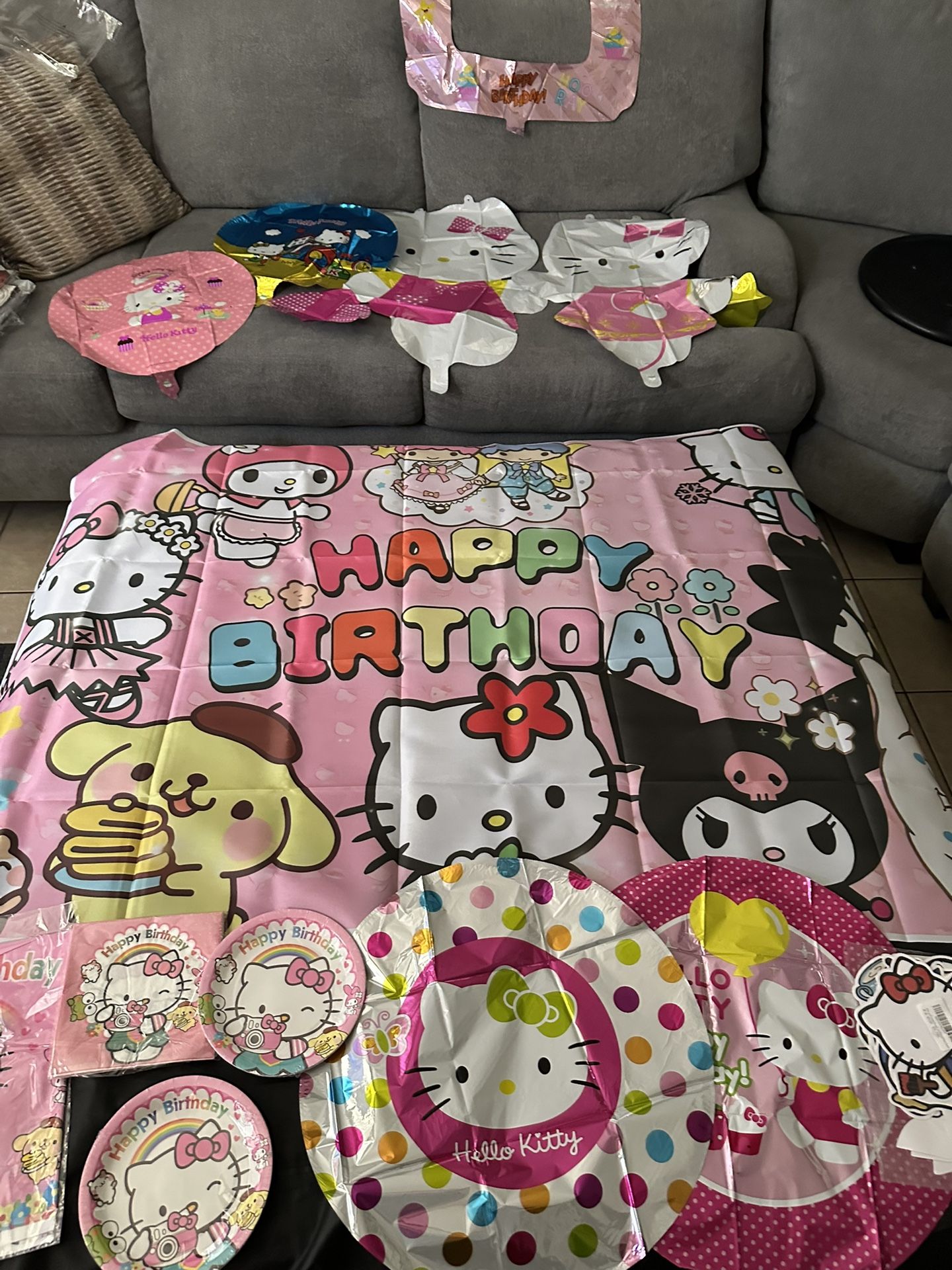 New Hello Kitty Birthday Party Decoration Supplies