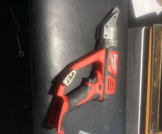 M18 18-Volt Lithium-Ion Cordless 18-Gauge Double Cut Metal Shear (Tool-Only)