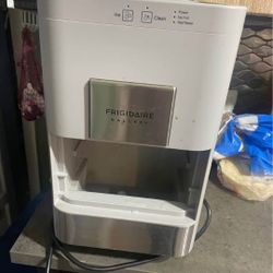 Ice Maker 