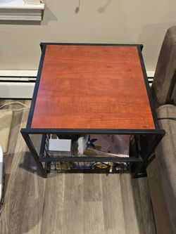 2 End Tables