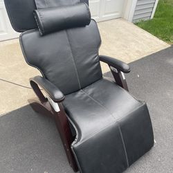 Inner Balance Zero Gravity Electric Recliner Lounge Chair With Massage 
