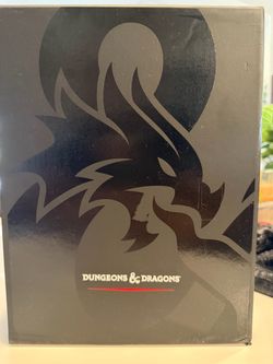 New D&D Gift Set w/ DM Screen