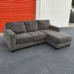 FREE DELIVERY - Modern Sofa Couch Sectional w/ Reversible Chaise - Ashley - Olive