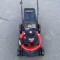 Lawn mower TROY BILT