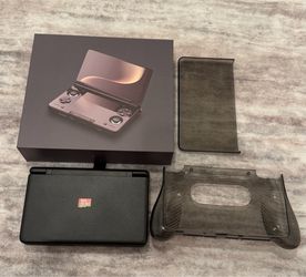 AYN THOR Base (8GB+128GB) + 512GB Sandisk Micro SD Card + Grip + 10,000 Games