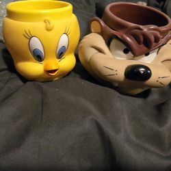Vintage 1992 Looney Tunes Tweety Bird Mug And Tasmania Devil Cup