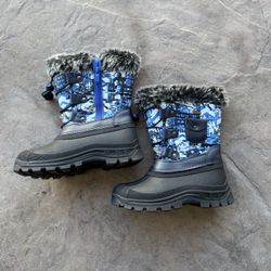 Size 1 Kids Snow Boots