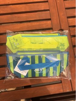 Trader Joe’s Insulated Lunch Bag Bundle