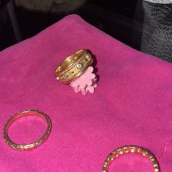 18kt Gold Diamond Ring