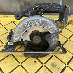 Dewalt Saw