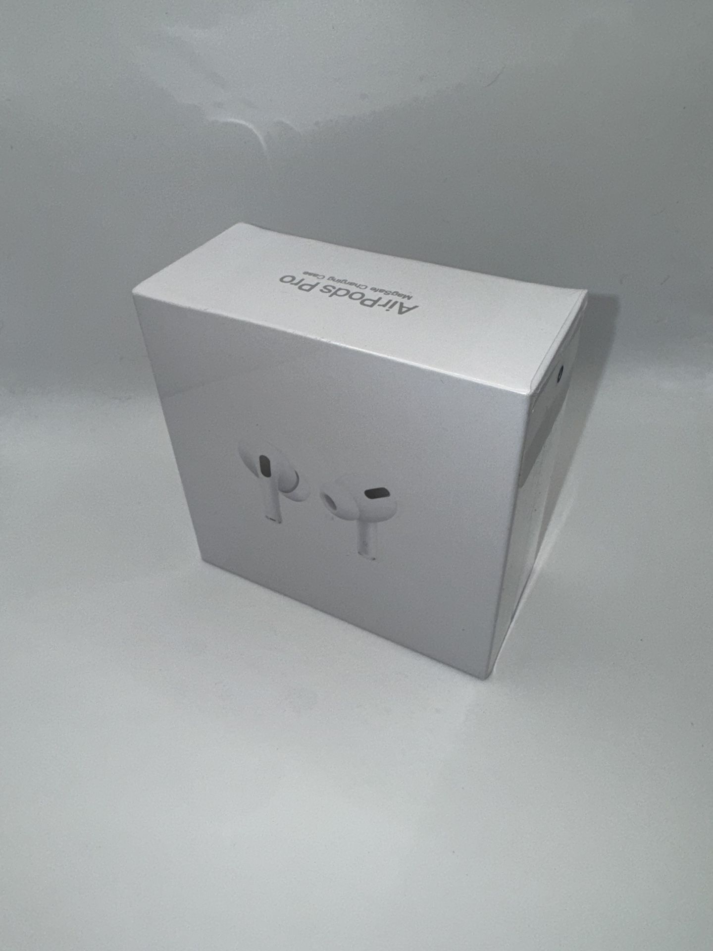 AirPod Pro 1st gen - NEW