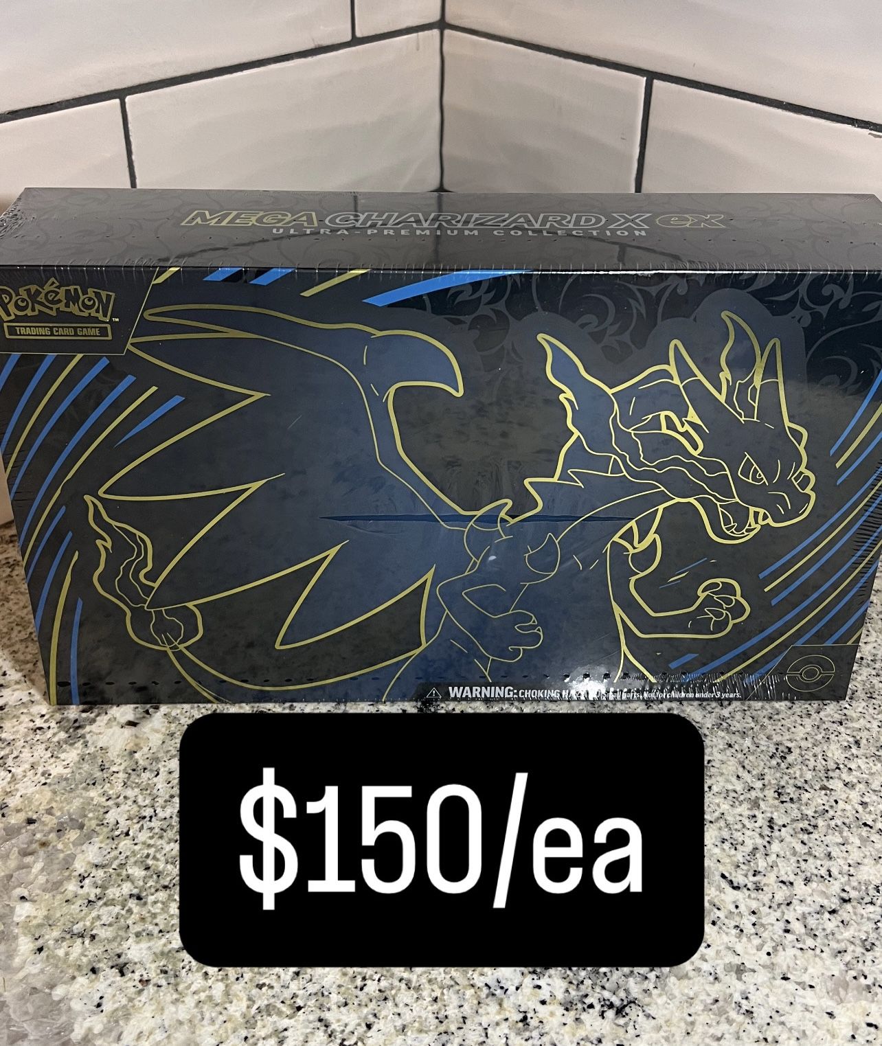 Pokémon TCG - Charizard Ultra Premium Collection