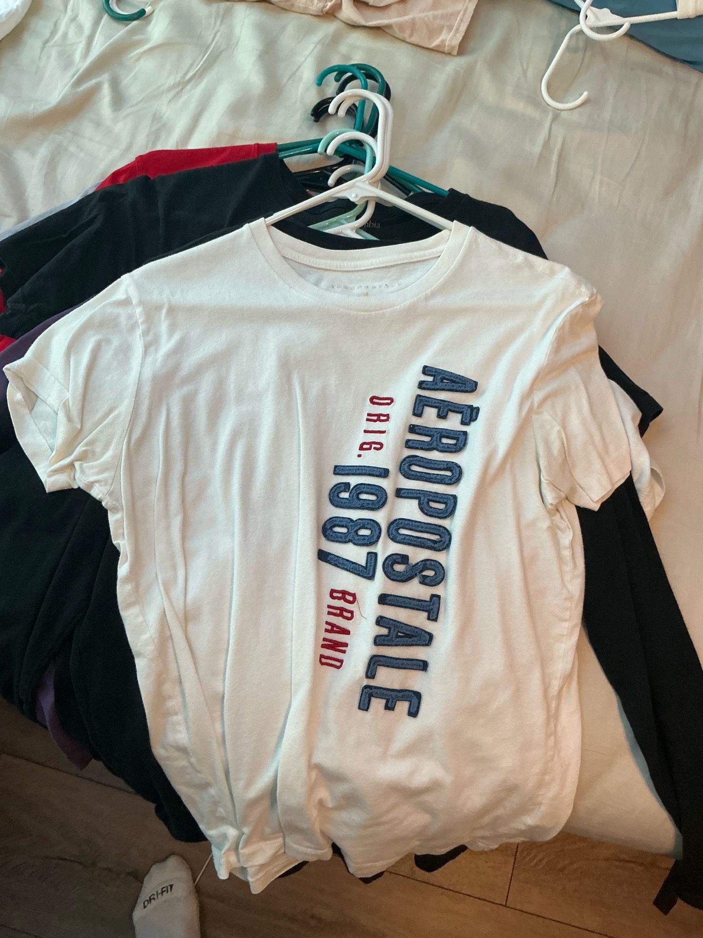 Aeropostale men’s tee - medium
