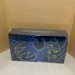 Pokemon Mega Charizard Ultra Premium Collection