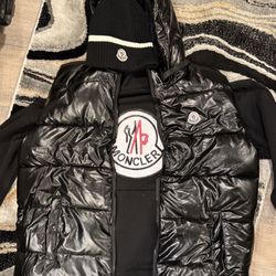 New Mens 3 Piece Combo Puffer Vest, Hoodie And Beanie 