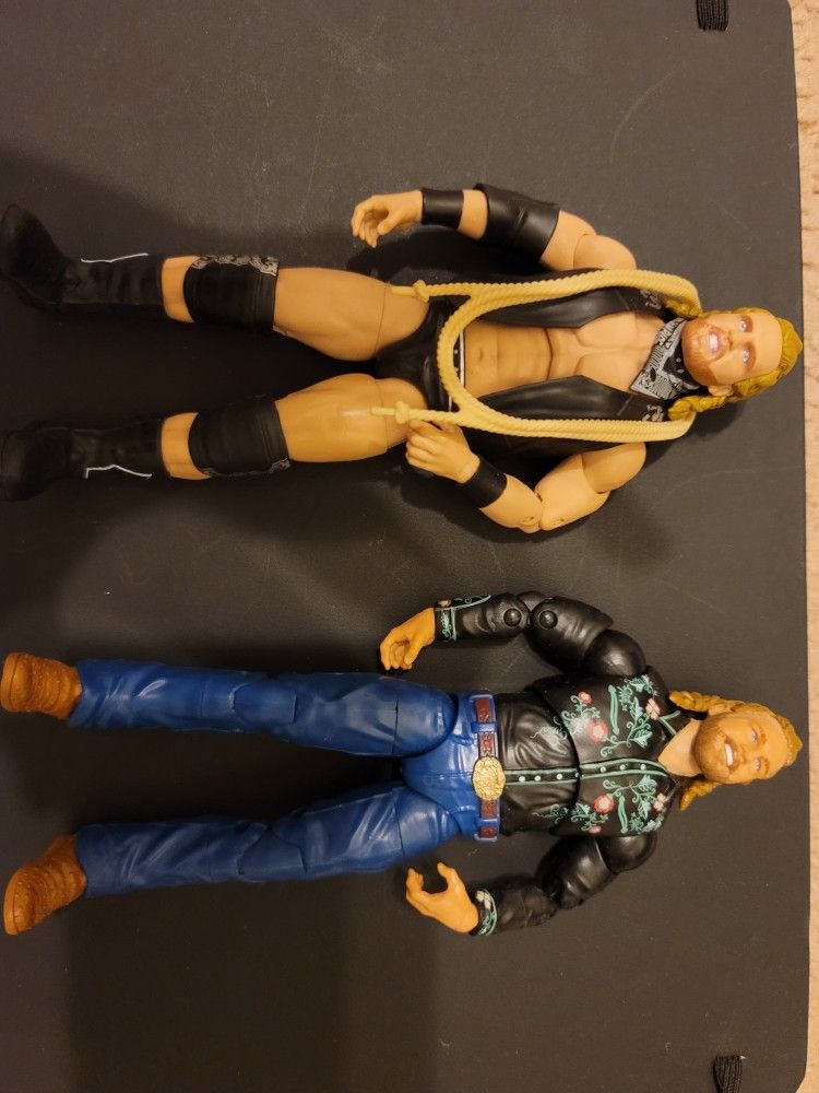 AEW Unrivaled Hangman Adam Page x2