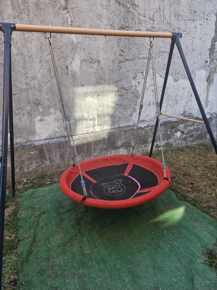 Single Swing Set