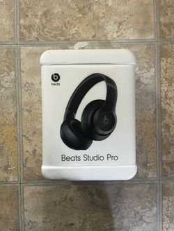 Unopened Beats Studio Pro