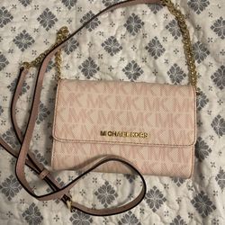 Micheal Kors Crossbody 